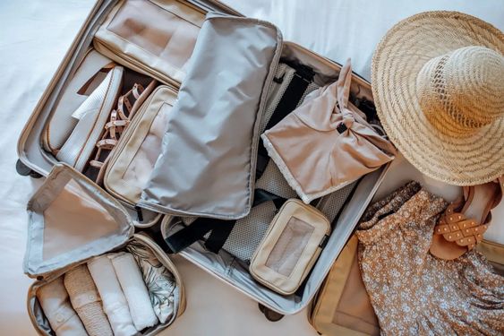 Eén op de vijf reizigers pakt koffer niet uit als ze op vakantie zijn